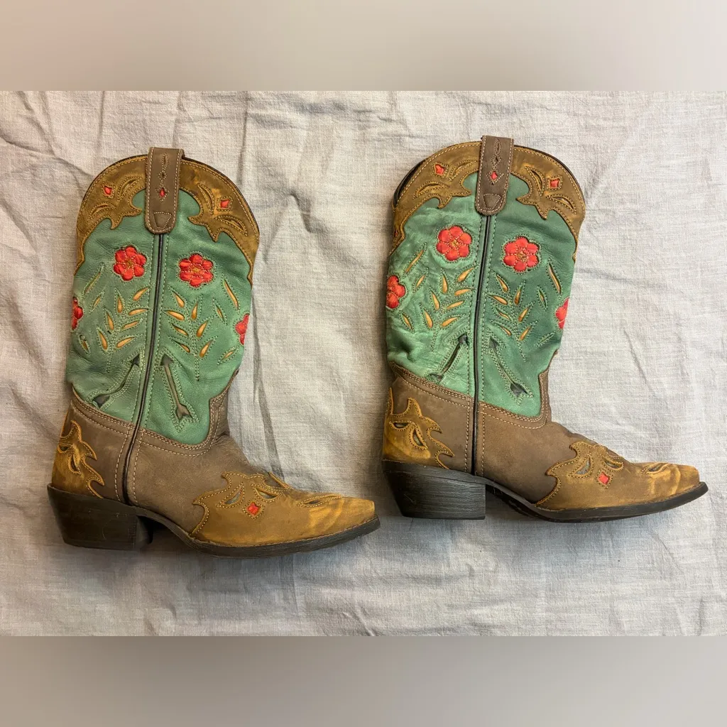 LAREDO WOMEN'S MISS KATE WESTERN BOOTS - SNIP TOE - Image 4