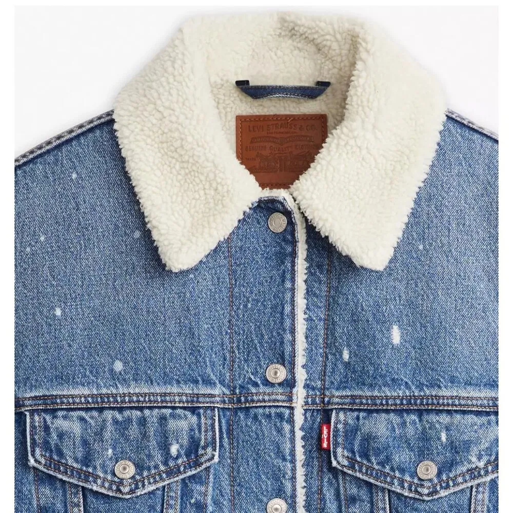 Levi's Premium Women's '90s MICRO DAMAGE Sherpa Truck Large Imbued Windsor Wine - Image 2