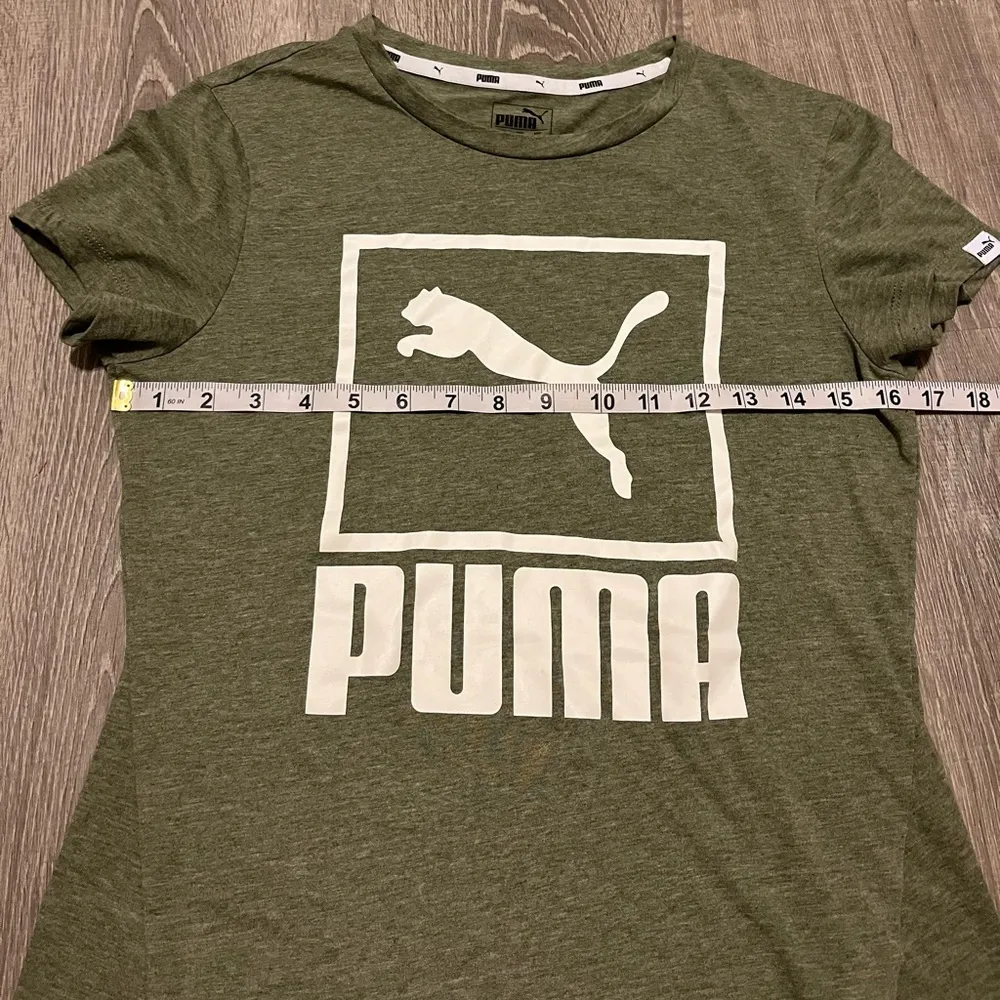 Puma Short Sleeve T Shirt Green Logo Womens Size S Activewear Athletic Causal - Image 4