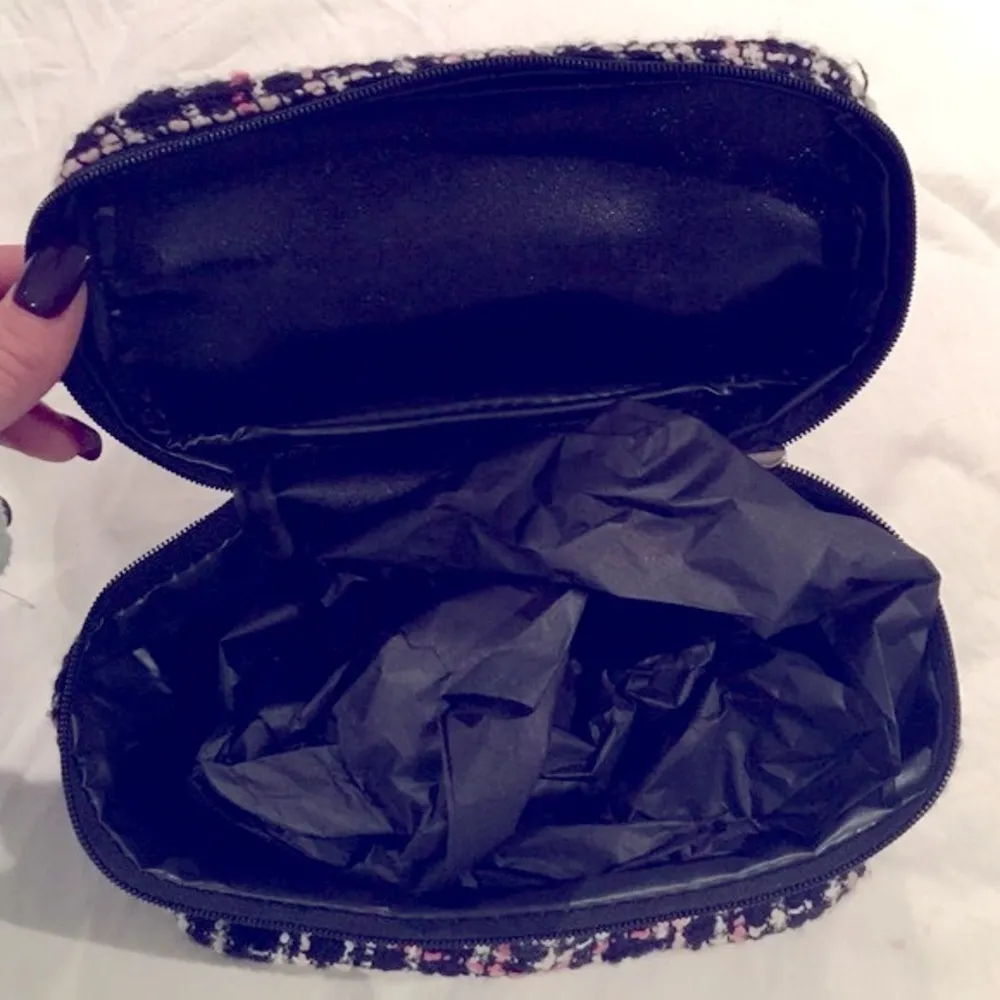 LANCOME KNIT COSMETIC BAG Black - Image 3