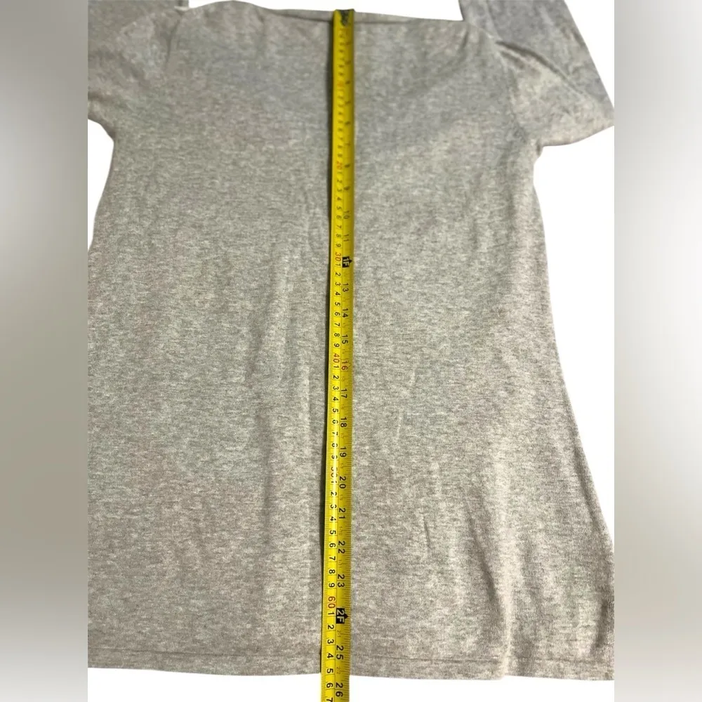 Tommy Hilfiger VNeck Argyle Lightweight Gray White Sweater Size L Light Academia - Image 6