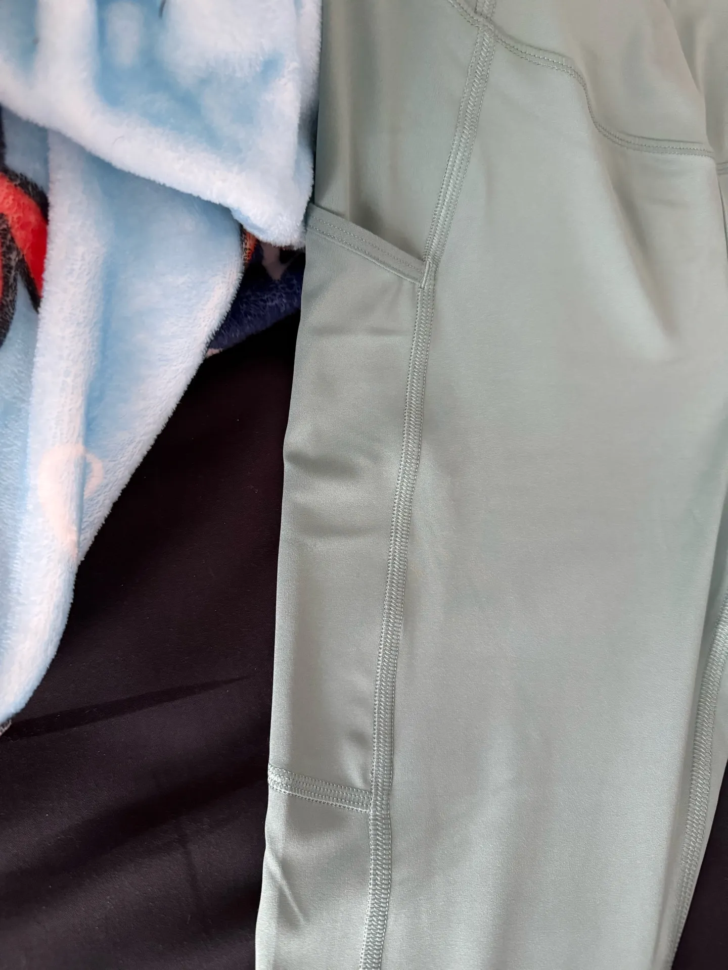 Gymshark Leggings With Pockets - Image 3