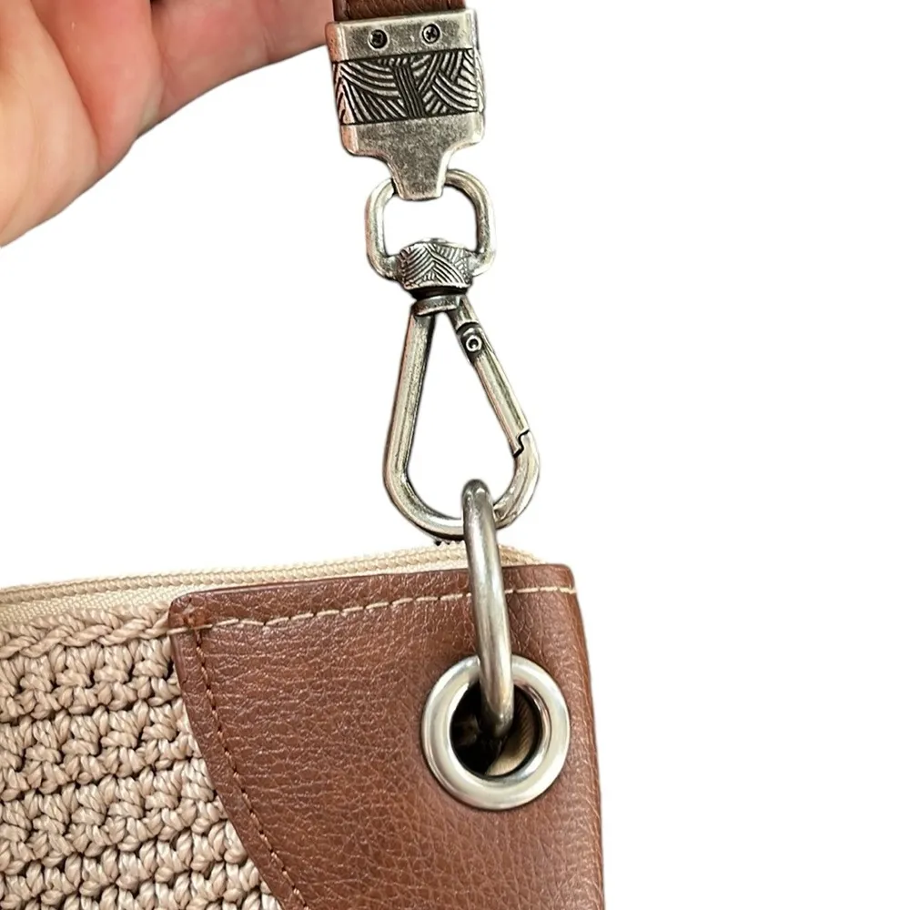 The Sak  Medium Size Shoulder Bag - Image 6