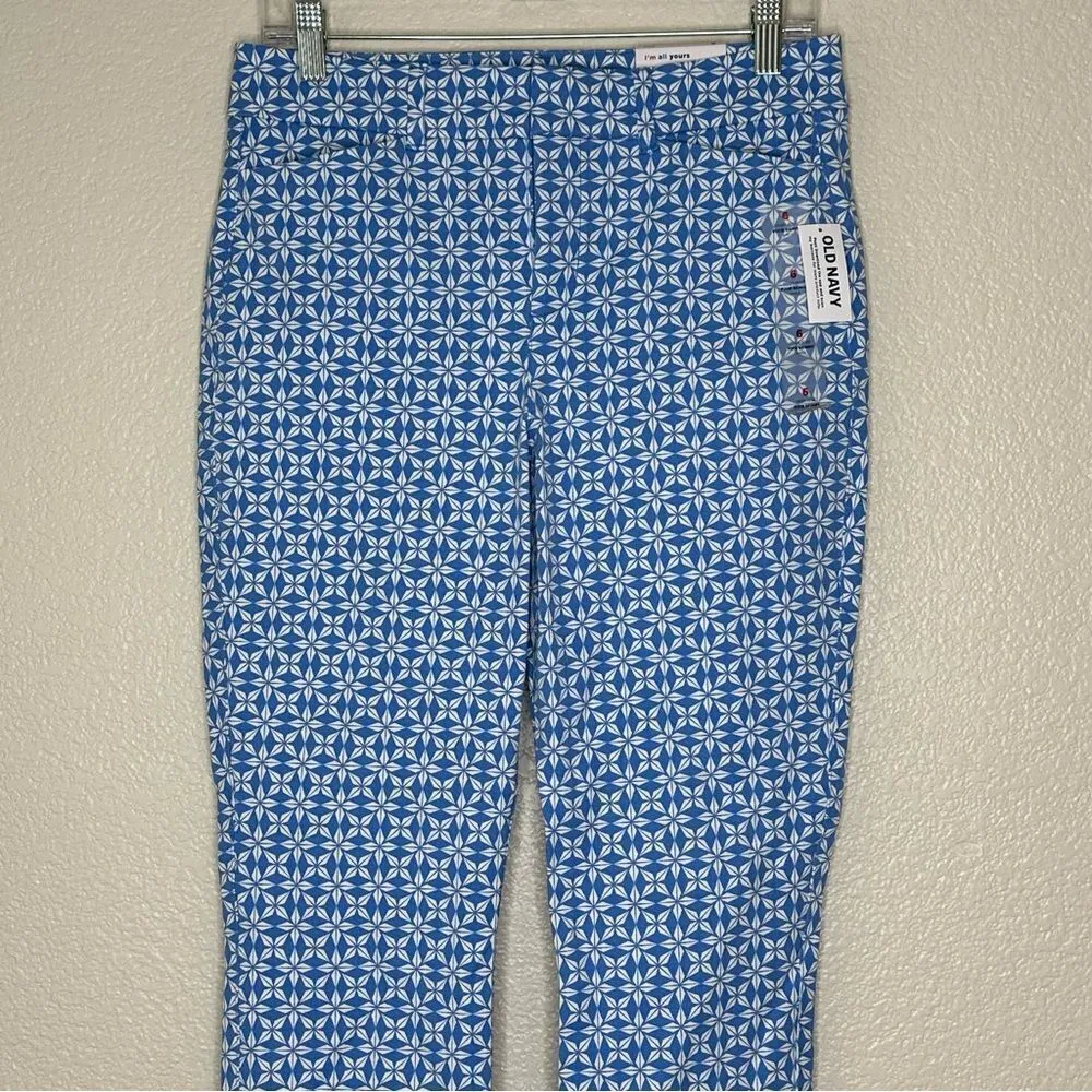 NWT Old Navy High Rise Never-Fade Pixie Skinny Ankle Pants - Image 3