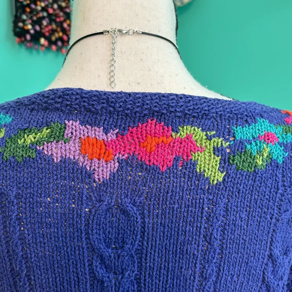 Vintage Liz Claiborne Sweater, 80’s Chunky Knit Flower Long Sleeve Purple Size M - Image 6