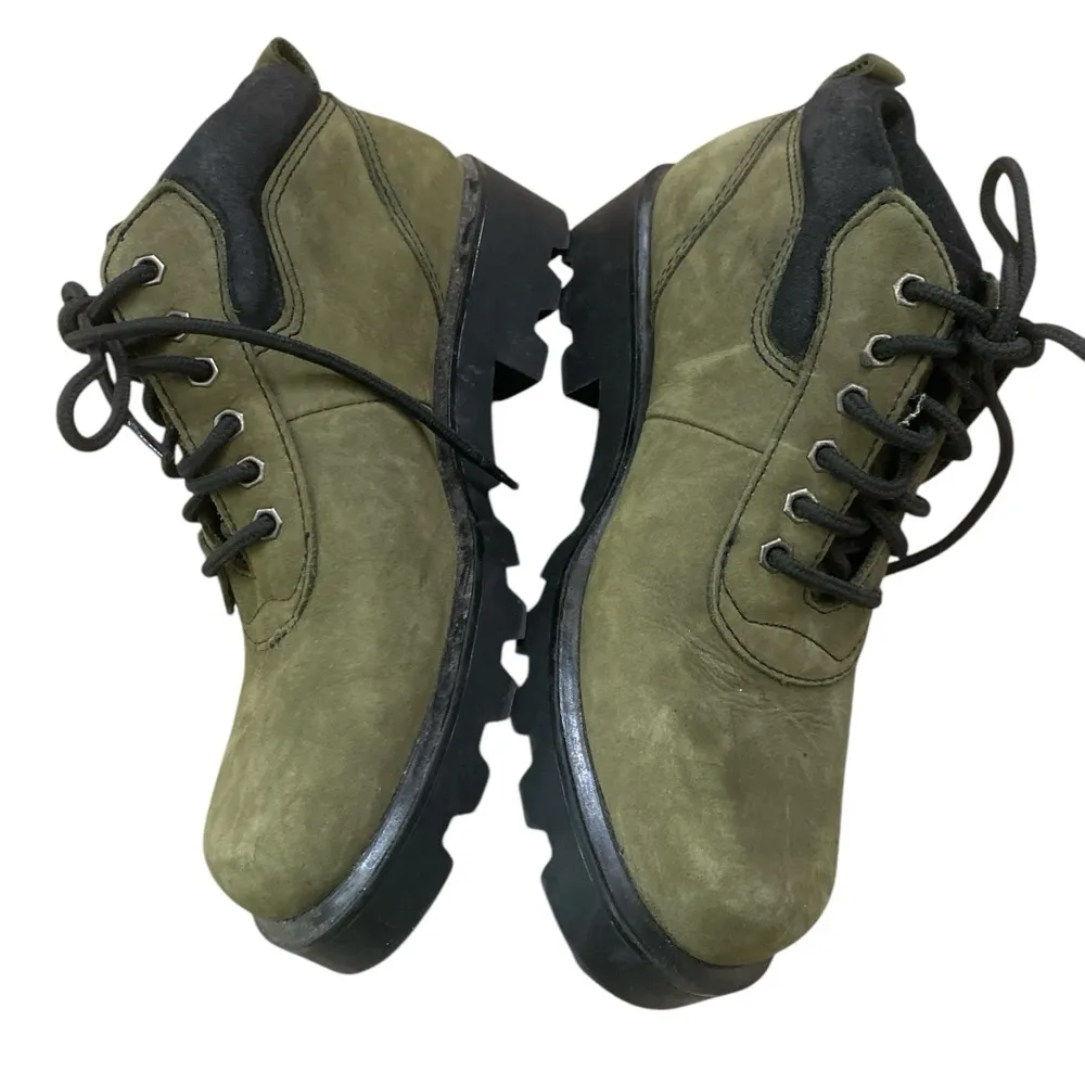 Olive Green Waterproof leather Boots granola girl goblincore Size 6.5 - Image 4