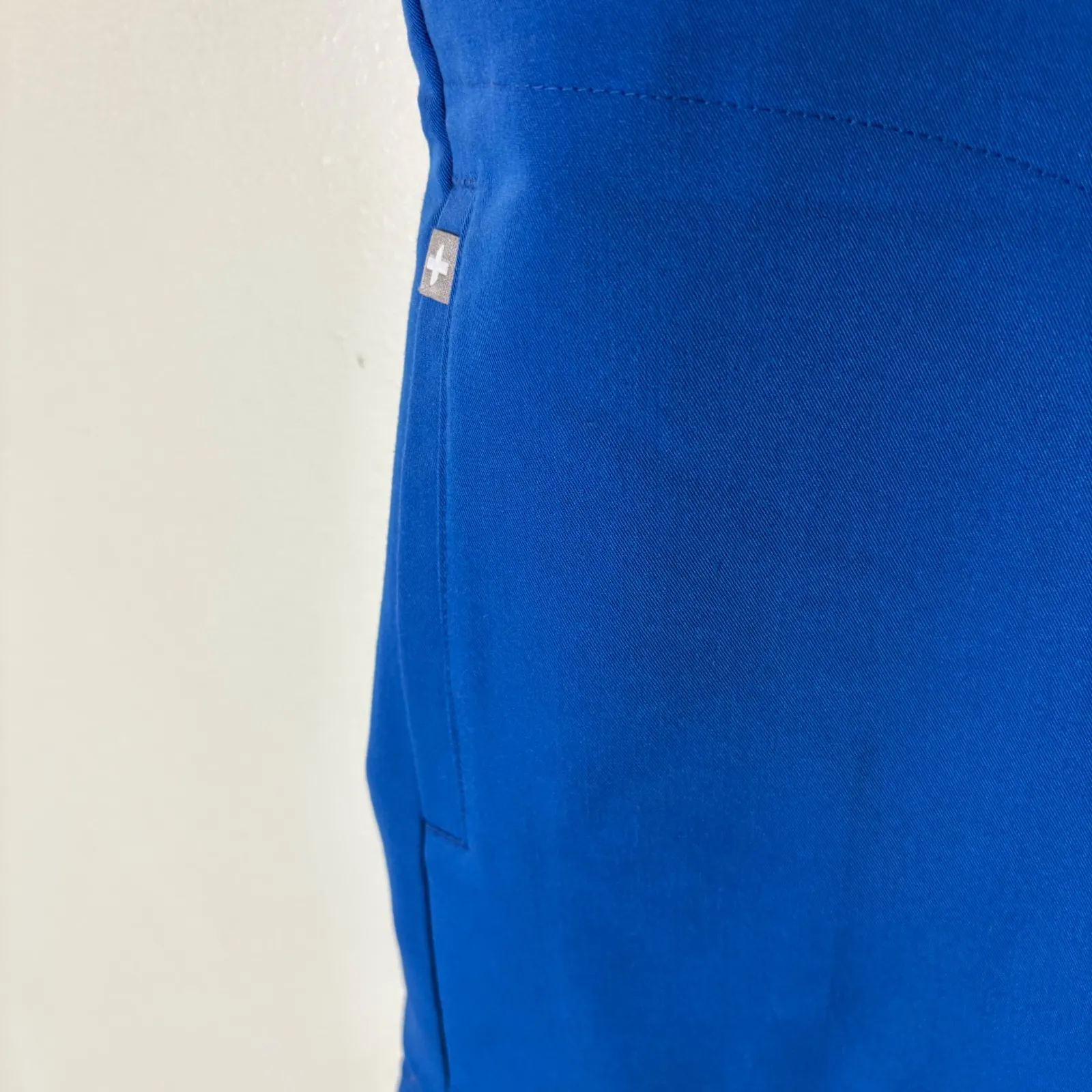 FIGS Technical Collection Rafaela Scrub Top Size XS - Image 3