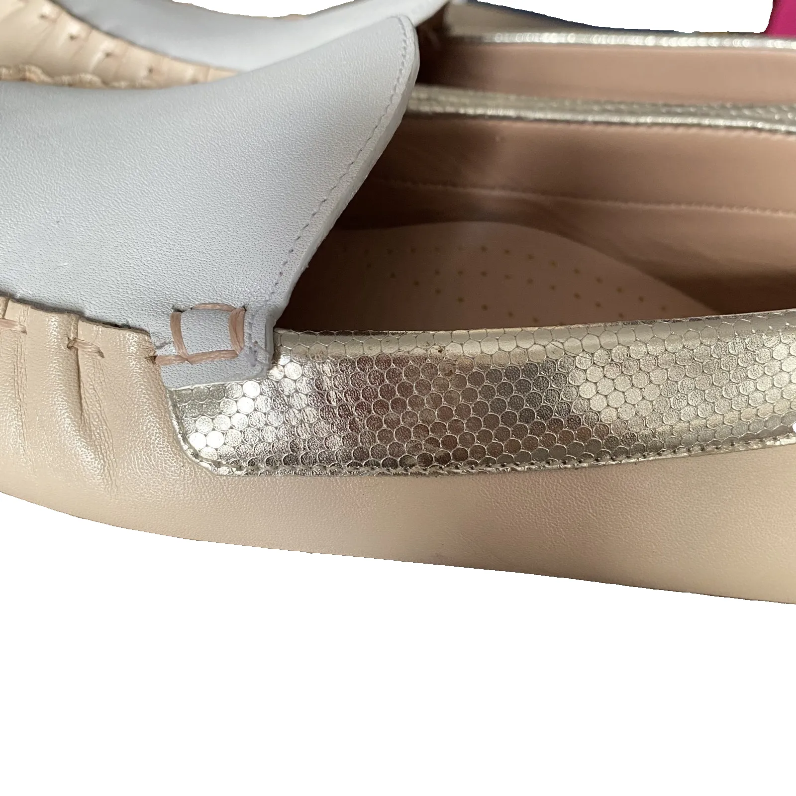 Cole Haan Evelyn Driver Leather Loafers Size 8.5 NWOB Tan White Gold - Image 5