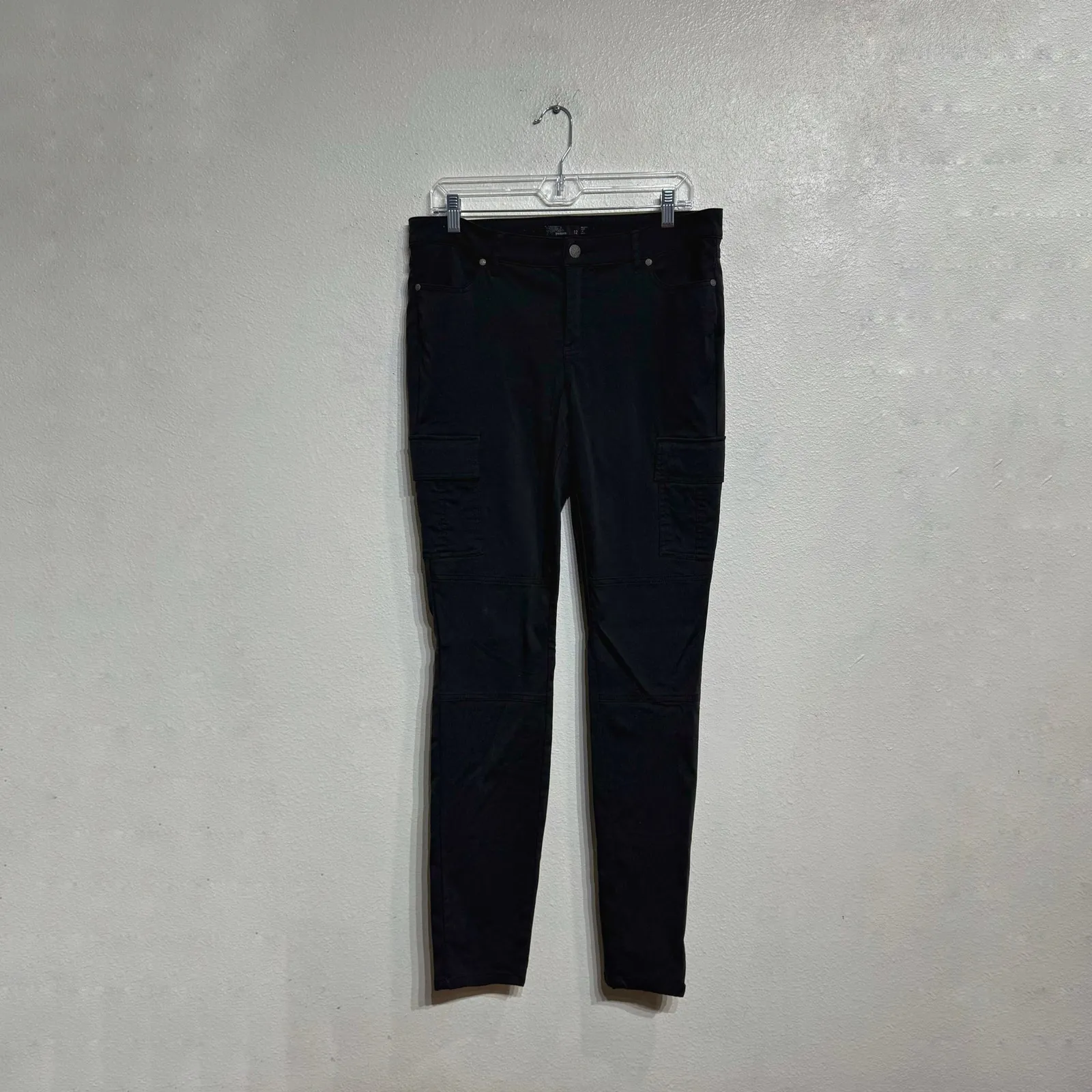 PrAna Black Meme Cargo Pants Sz 12 - Image 2