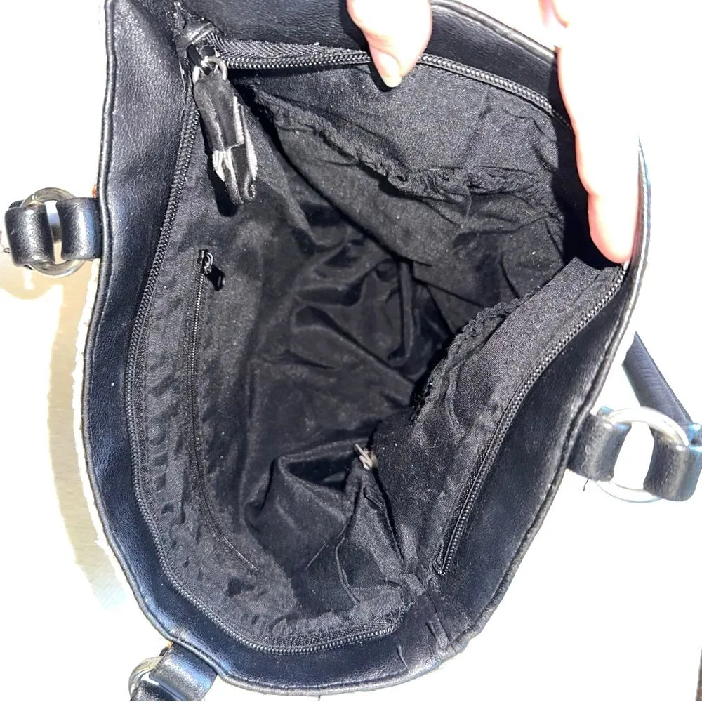 Natural and black striped crochet knit handbag, 13” x 11” x 4” - Image 5