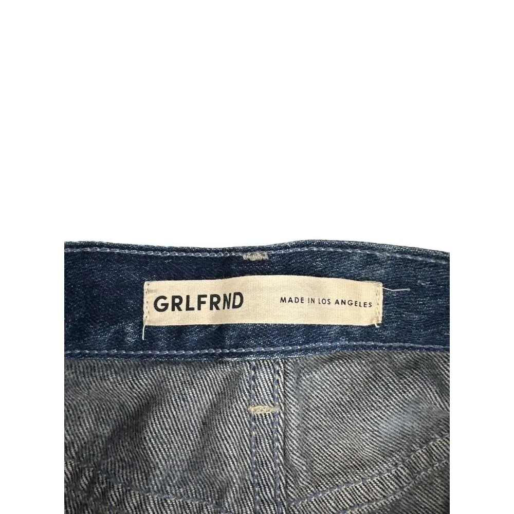 GRLFRND - The Bella Boyfriend Jeans in Light Wash Blue - Image 4