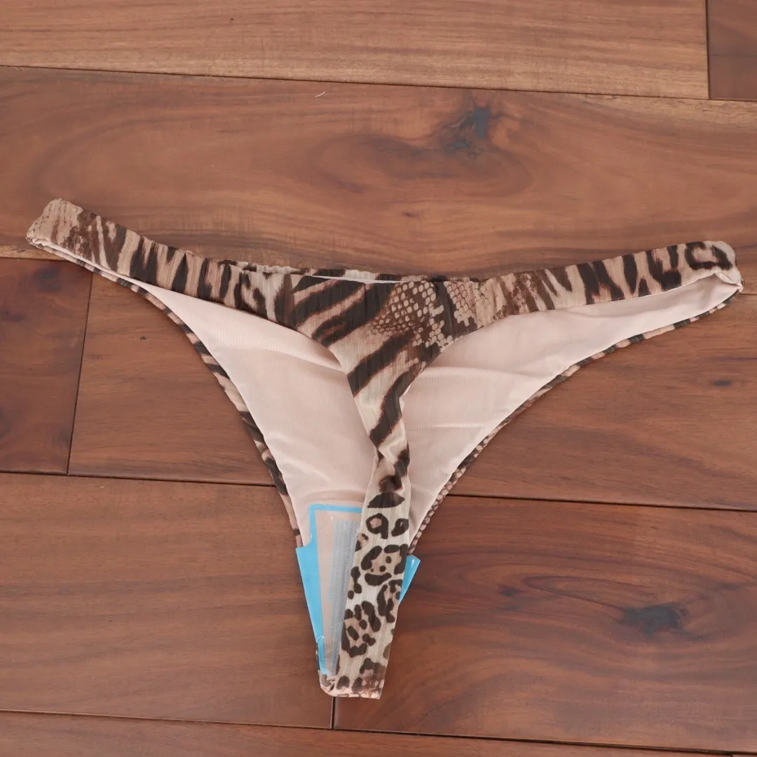 ASOS DESIGN Thong Bikini Bottoms Leopard Print Animal Print Low Rise Brown Size 8 - Image 4