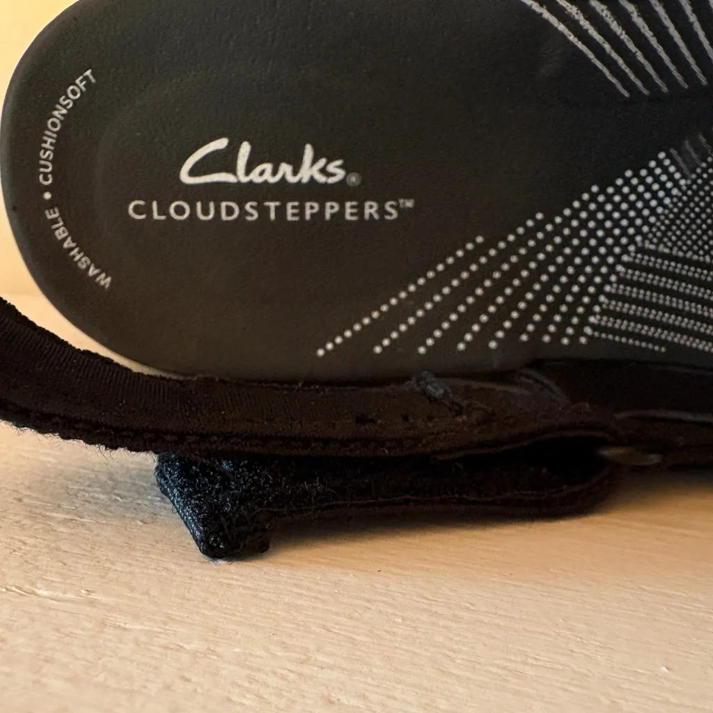 Clarks CloudSteppers Arla Stroll Slip - Image 8