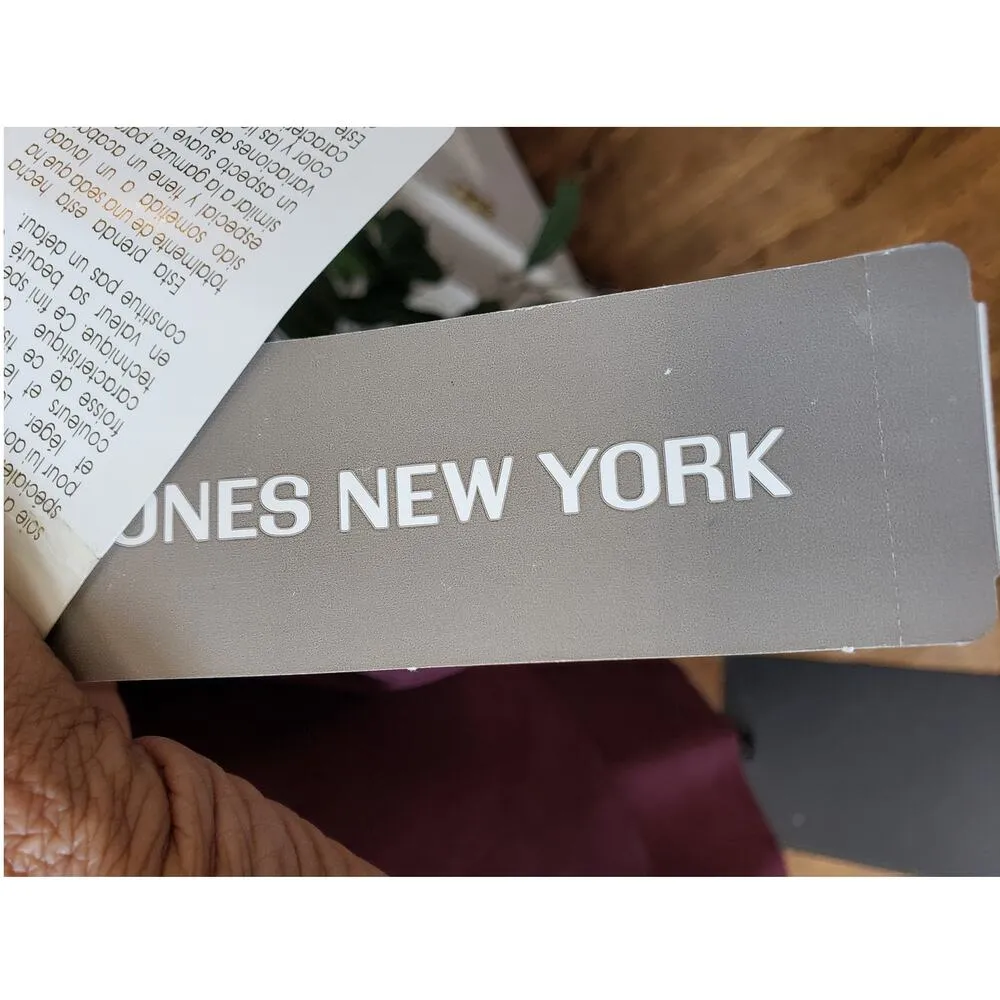 Jones New York 2 Piece Skirt Suit Silk 10 Burgundy Single Breasted 1 Button - Image 6