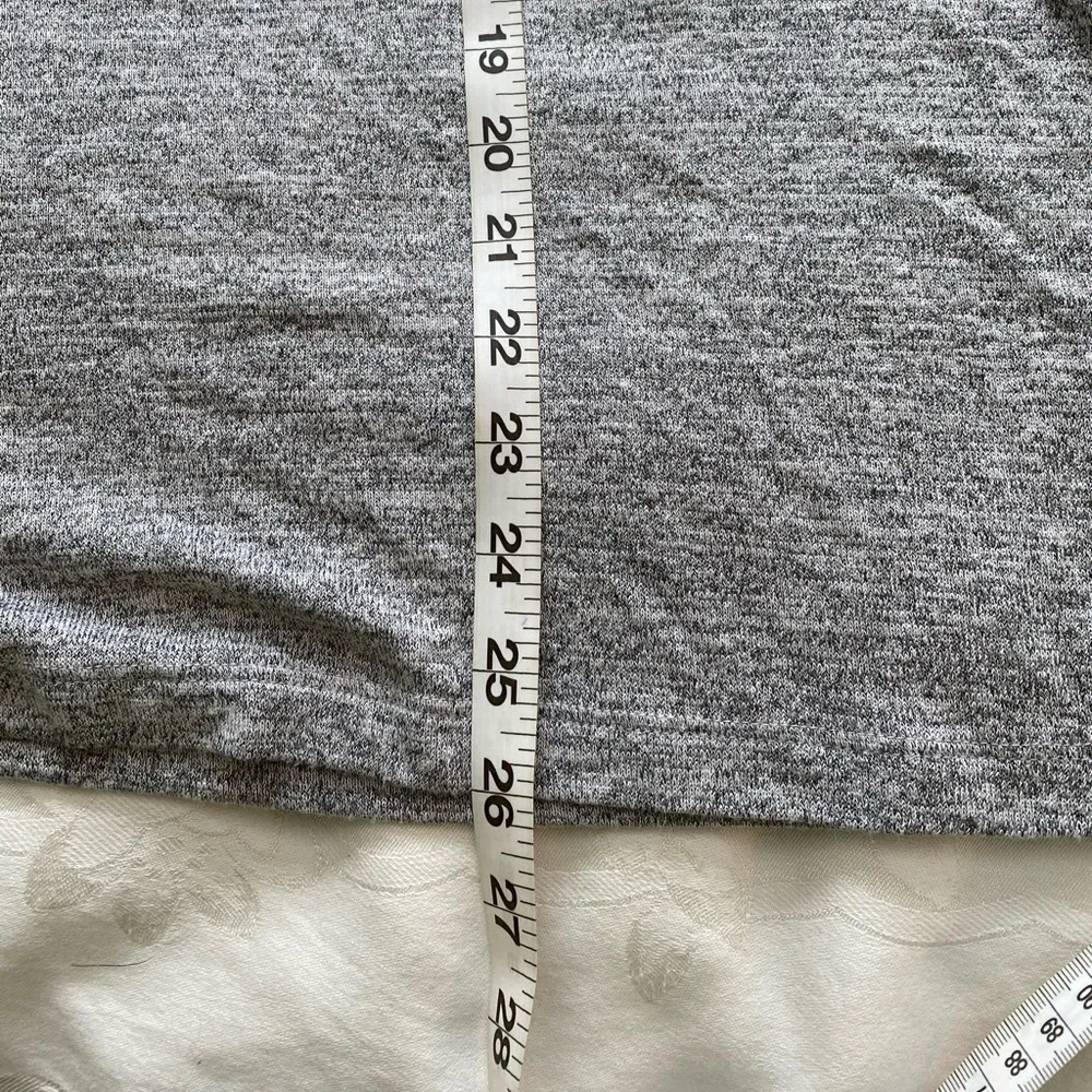 Banana Republic Gray Ruffle Sleeve Pullover Sweater XL - Image 3