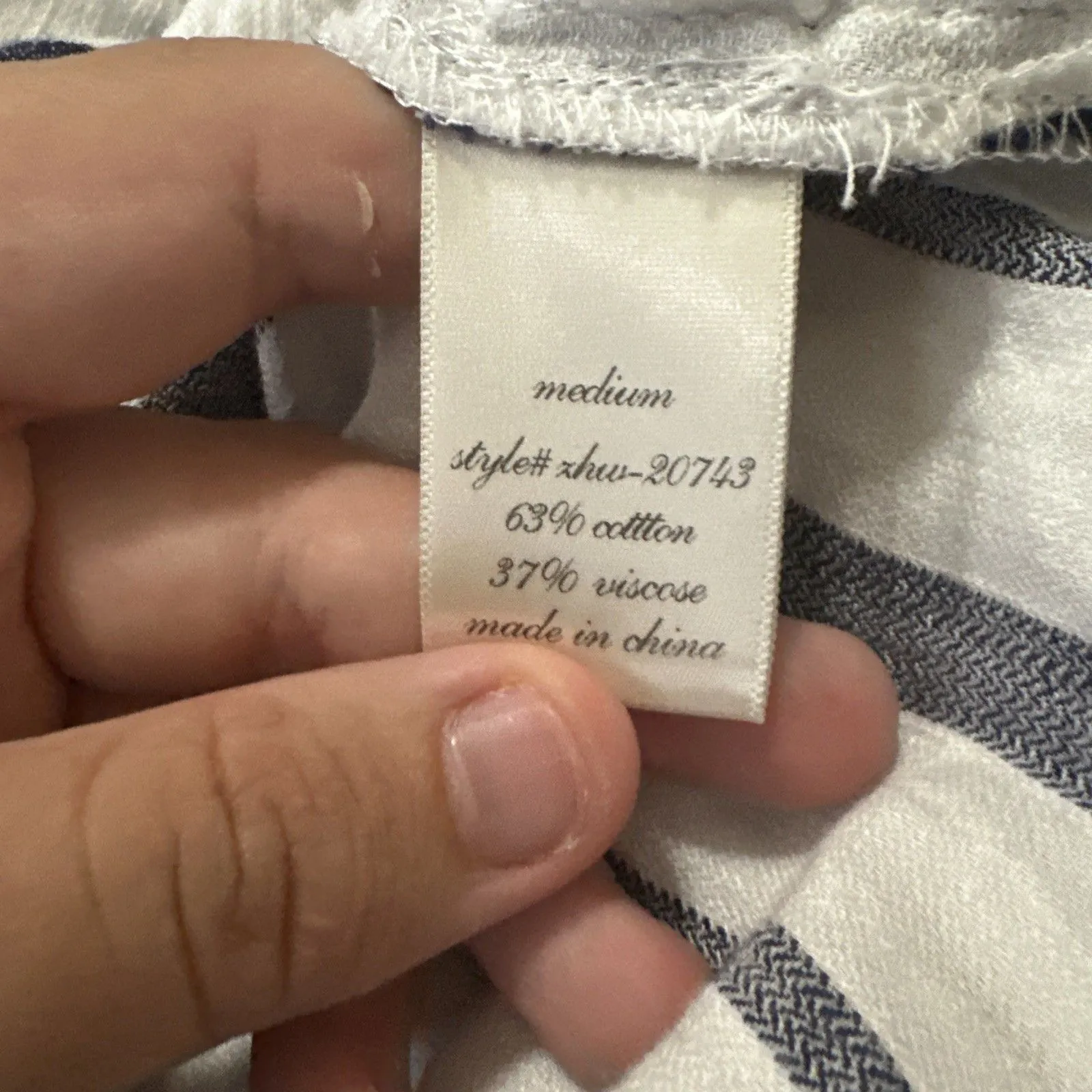 Blue Rain Womens Top Size Medium Navy and White Cold Shoulder Flowy Comfy Boho - Image 8