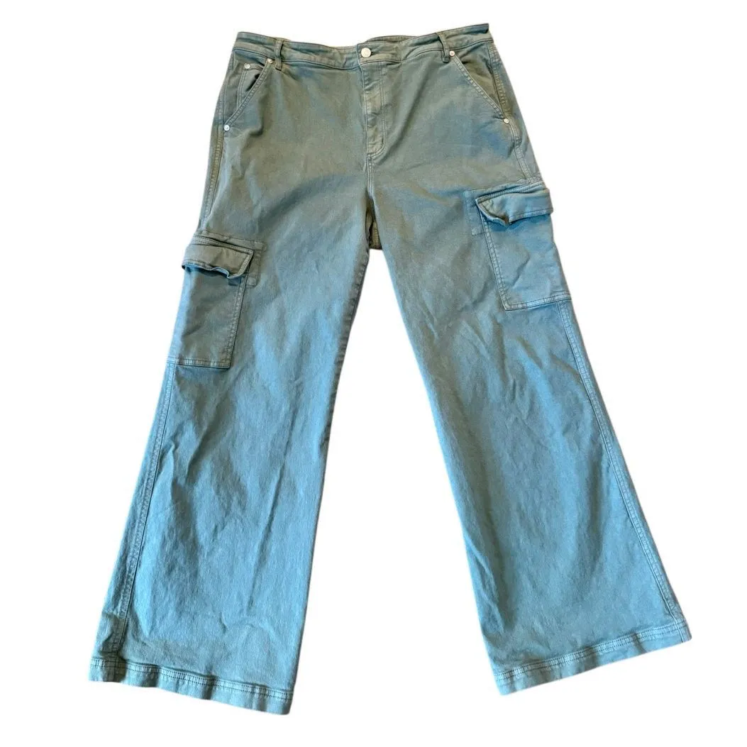 Loft the wide leg cargo jean size 14 green - Image 3