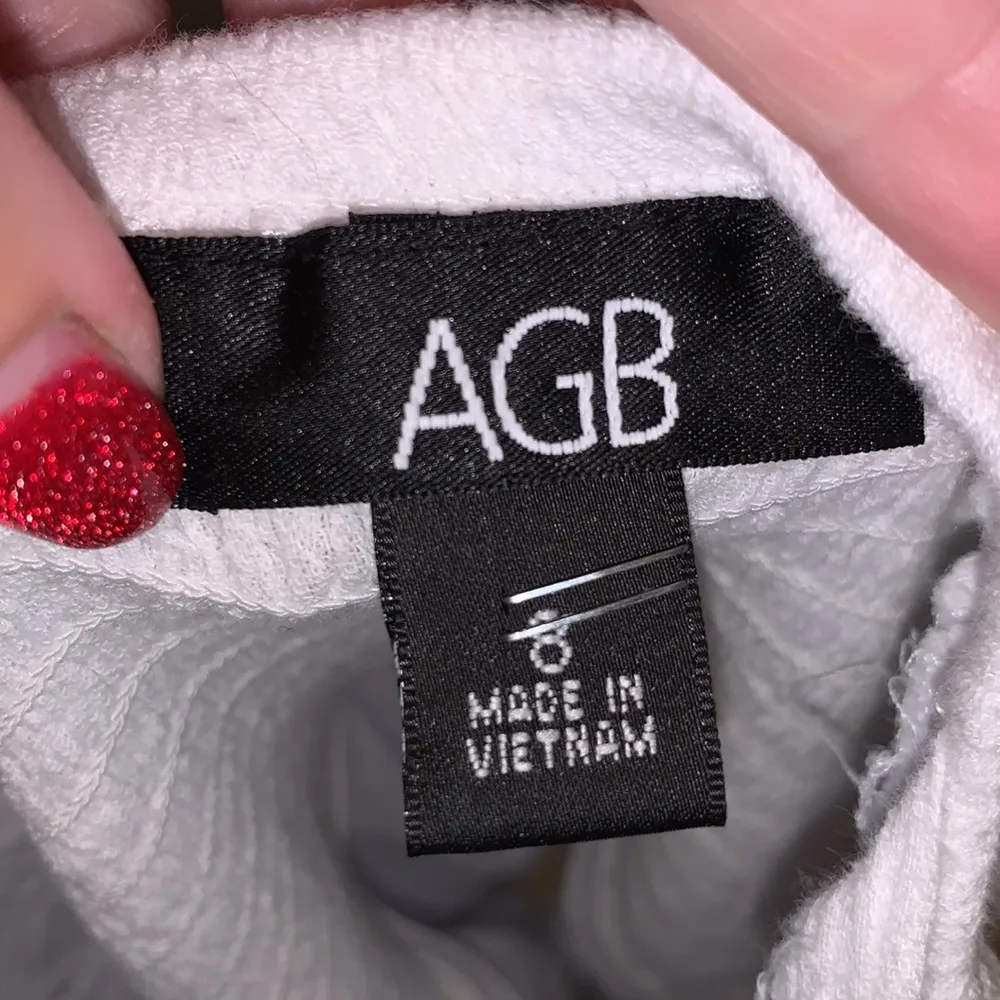 AGB white ruffle peplum tank top Size 8 - Image 6