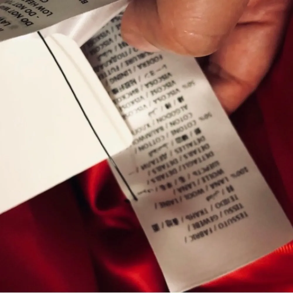 Gucci NWT  red coat - Image 10