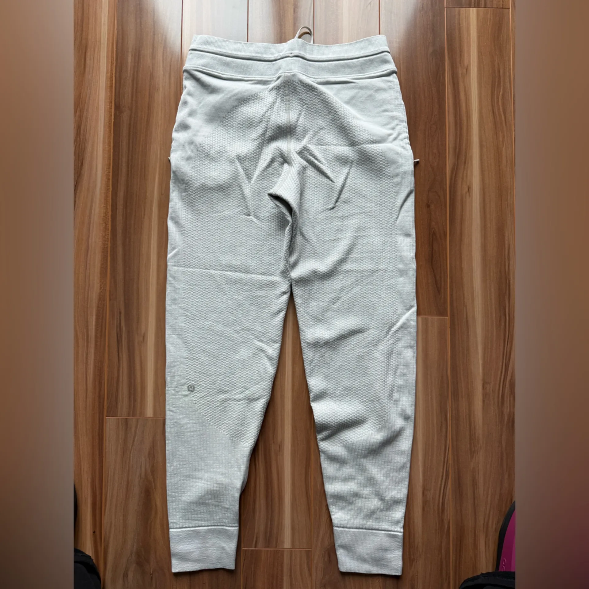 Lululemon Engineered Warmth Relaxed Fit Jogger - size 6 - Image 2