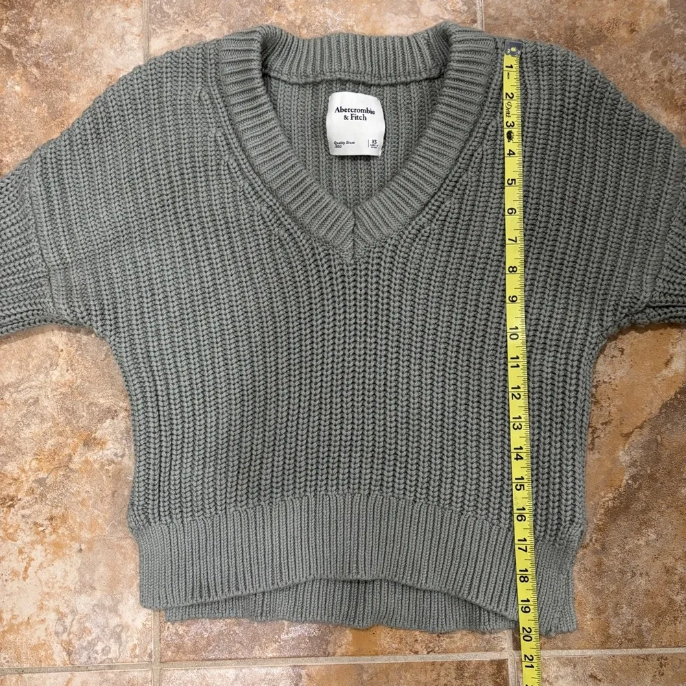 Abercrombie Chunky V-Neck Sage Green Knit Sweater - Image 4