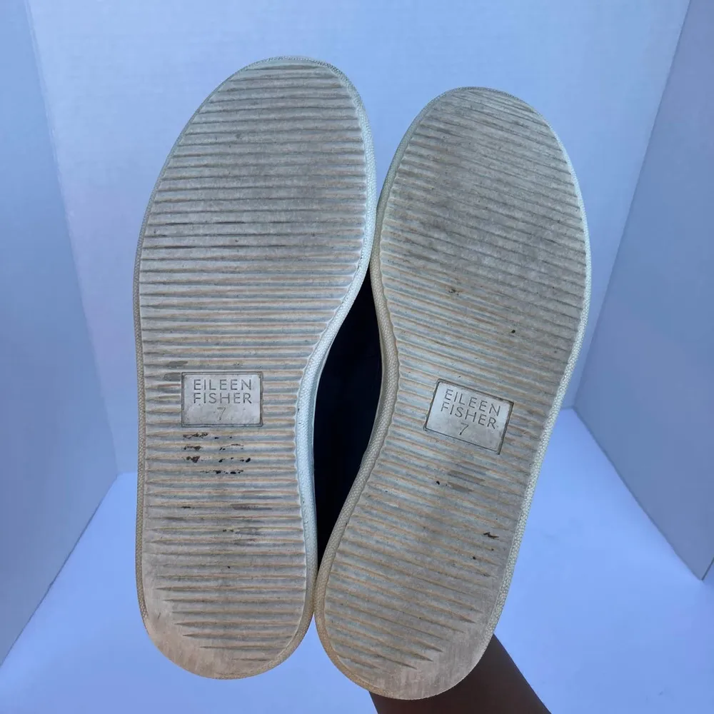 Eileen Fisher Women's Black Leather Slip On Sneakers Size 7 - Image 5