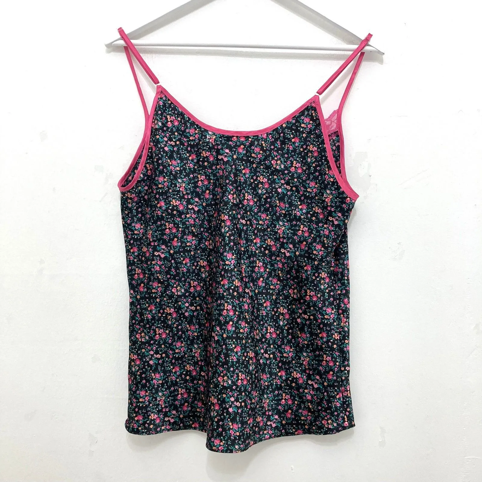 Atrium Tank Top Women's M Floral Lace Trim Silky V Neck Green Pink Romantic Size M - Image 3