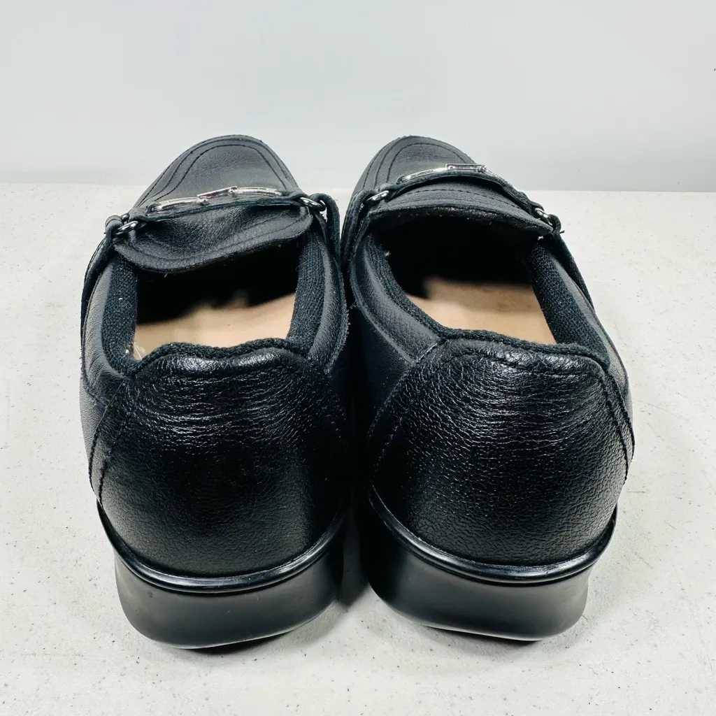 OrthoFeet Women's Chelsea Diabetic Shoes size 10 Black - Image 4