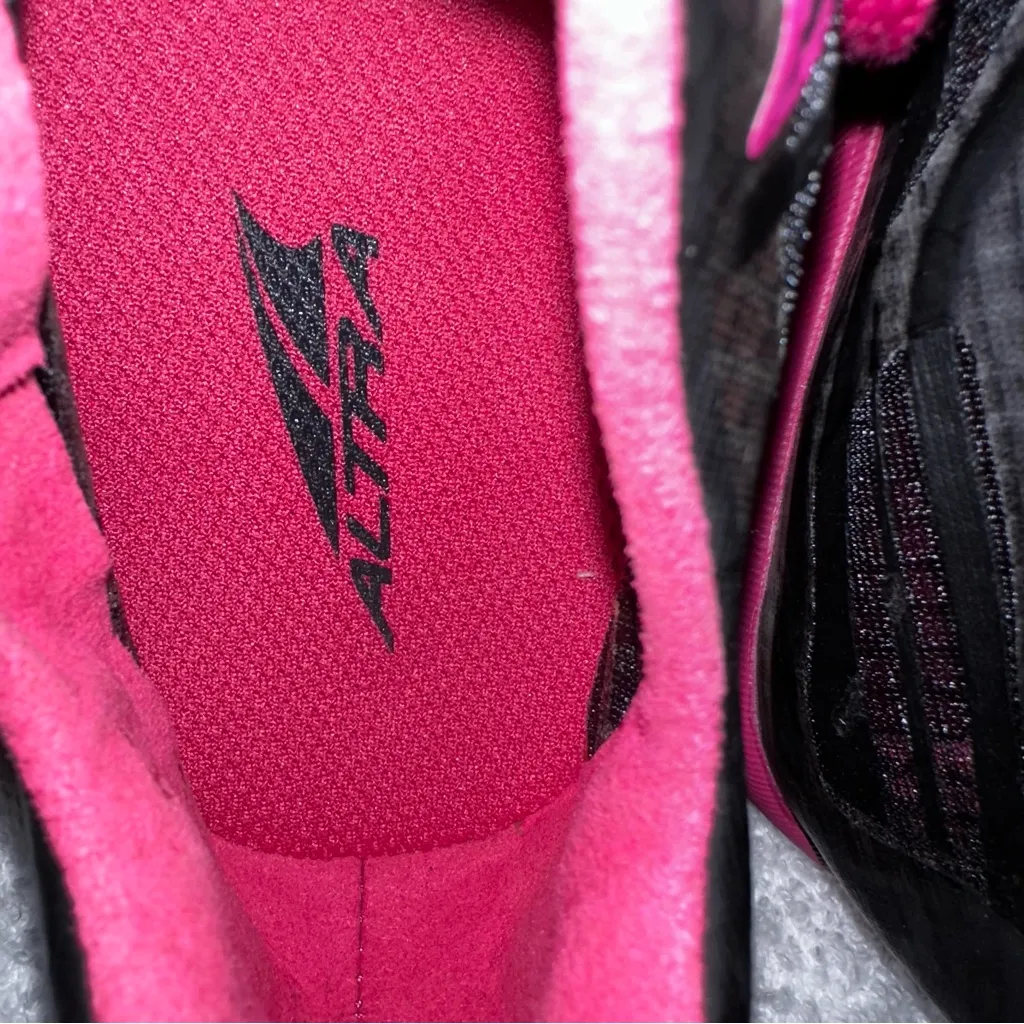 NWOB ALTRA Golden Spike Cross Country Running Spikes Black & Pink - Image 5