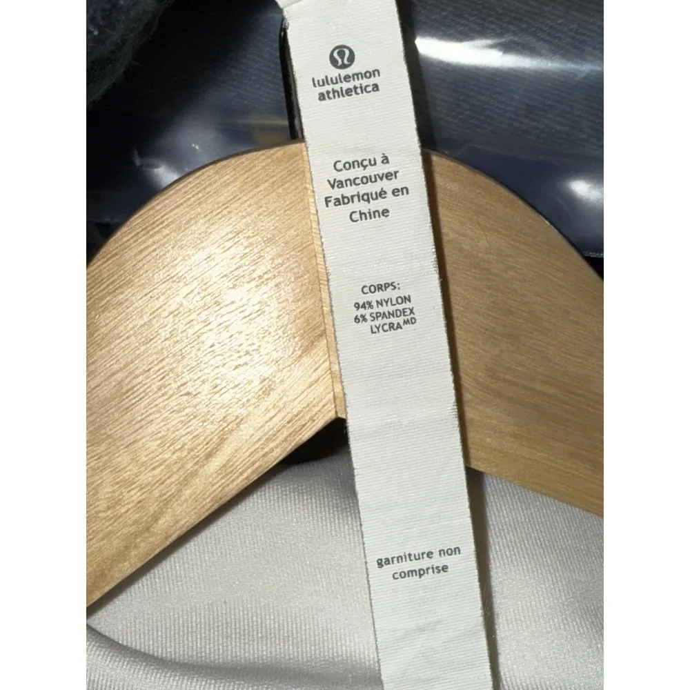 Womens Lululemon Victory Manifesto Jacket Yellow White Silver Rare Jacket Size 6 - Image 5