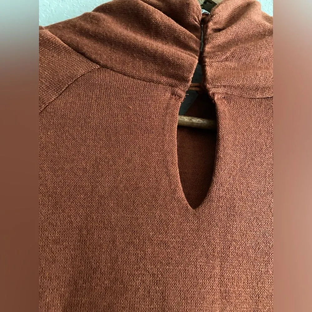 ASTR The Label Rosey Rust Wrap Neck Cutout Dress Long Sleeve Size XL Extra Large - Image 11