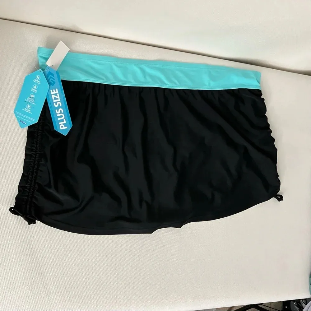 Free Country Side Shirred Swim Skirt Size 2X Black/Blue Built-In Brief - Image 5