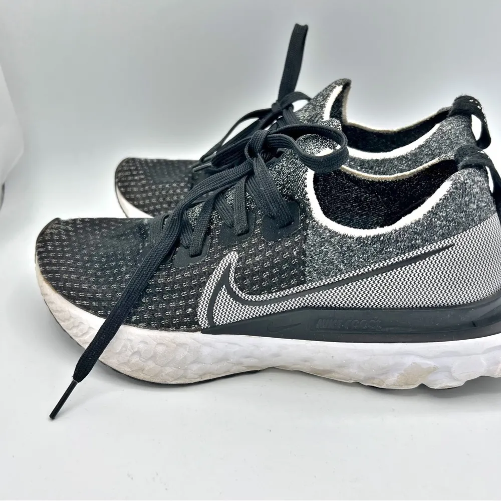 INFINITY REACT FLYKNIT RUNNING Sneakers Size US 8 Athletic athleisure - Image 5