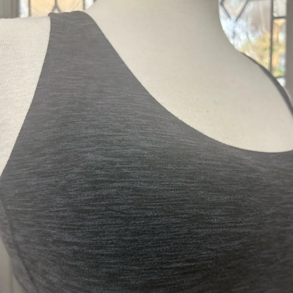 Victoria’s Secret On Point Black Heathered Minimum Support Sports Bra Size Large - Image 3