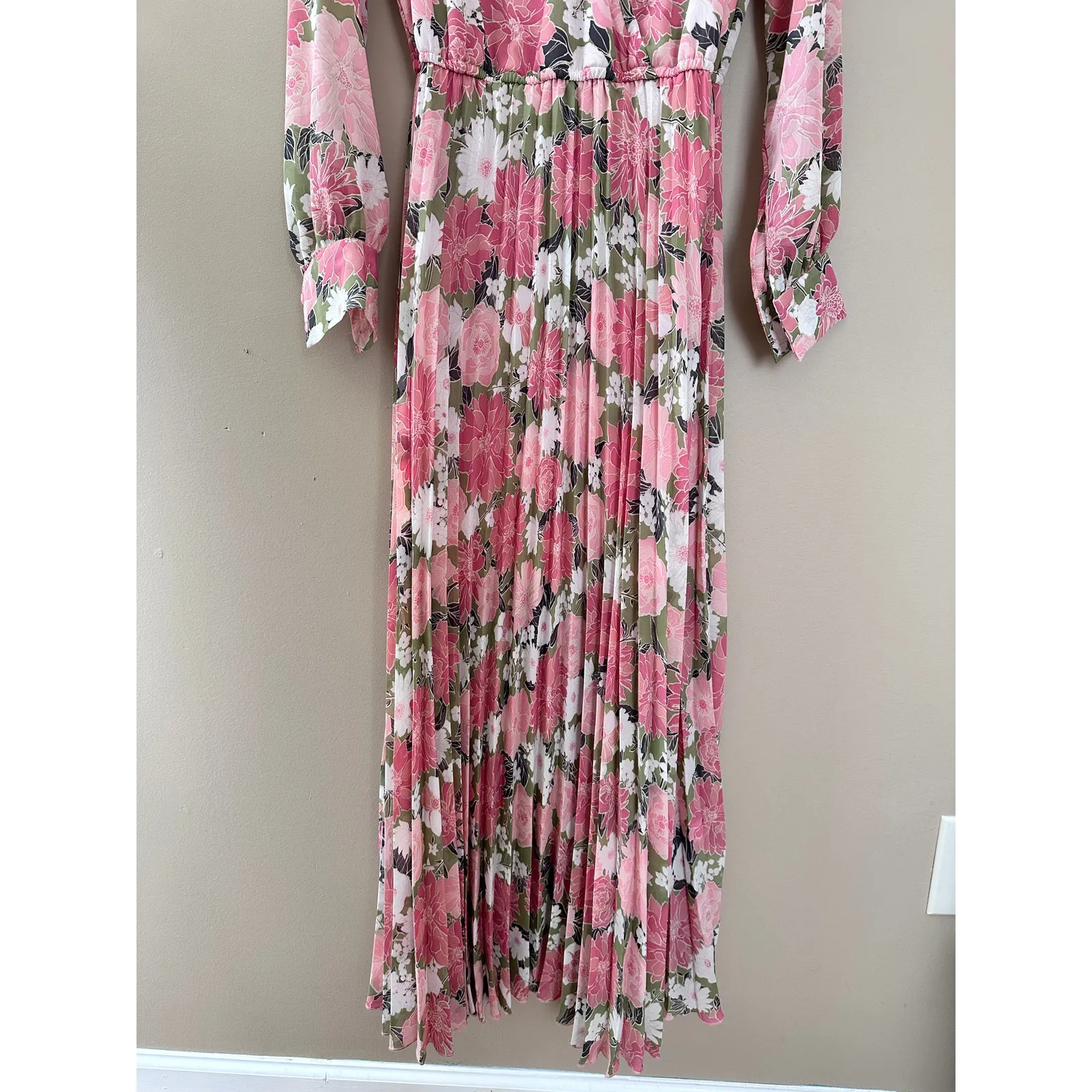 Indigo Rose Long Floral Pleated Women's Dress Pink - Image 2