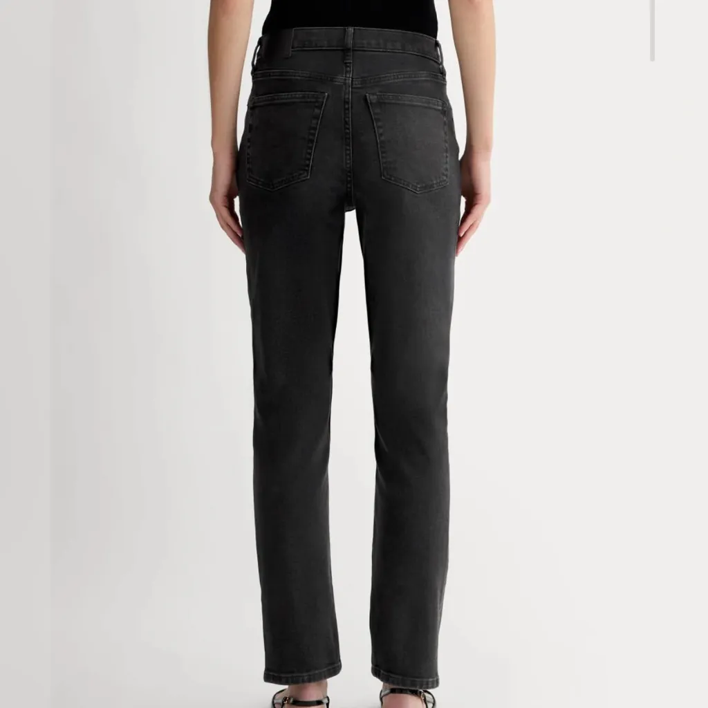 Everlane Women's Original Cheeky Jean Organic Cotton Size 27P High Rise Black - Image 3