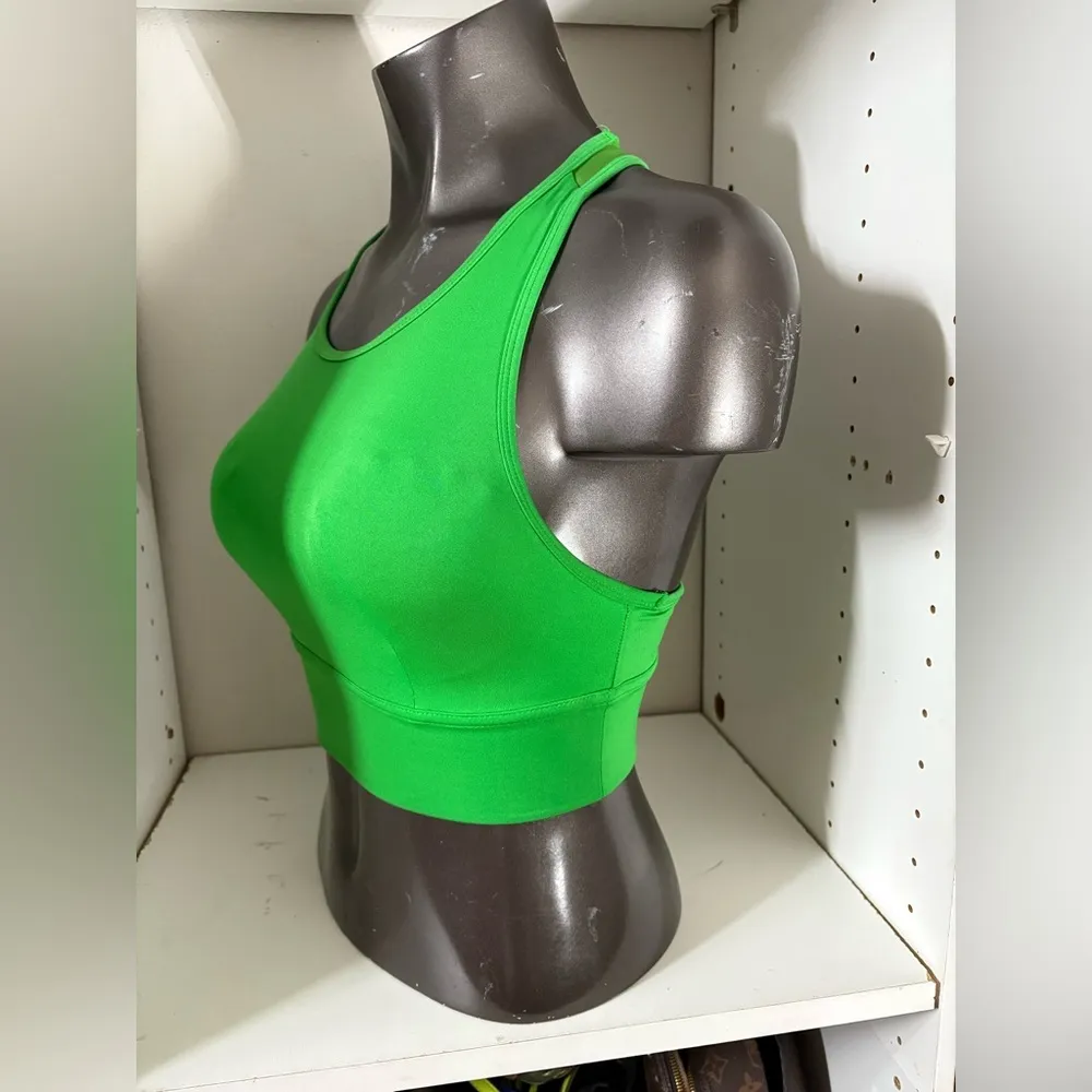 Sports illustrated woman’s sports bra size med Green - Image 7