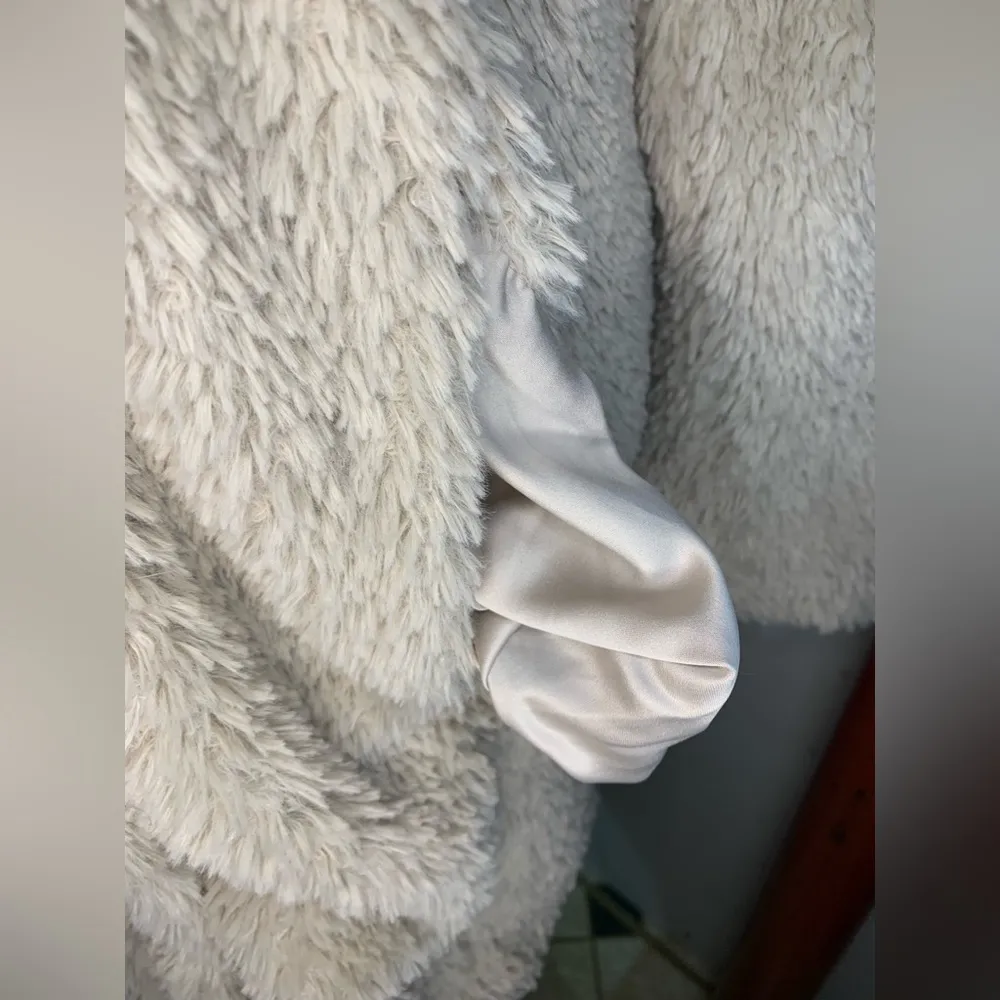 Kenneth Cole Fuzzy Faux Fur Coat - Image 10