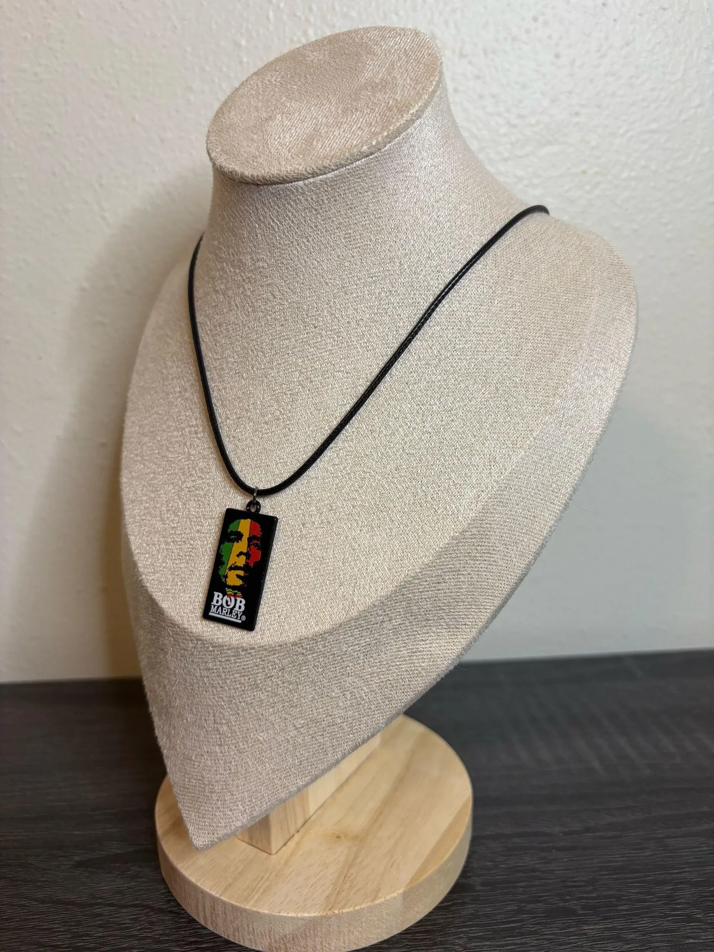 Handmade  Bob Marley Necklace - Image 4