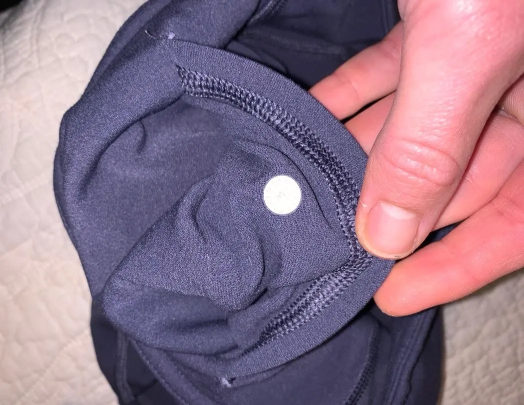 Lululemon Leggings Size 4 - Image 4