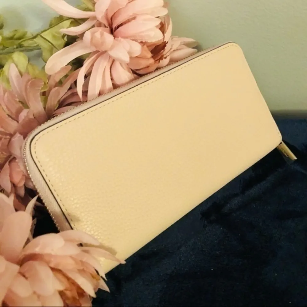Kate Spade Saffiano Leather Zip Wallet • Beige & Cream • 12 Card Slots • NWT - Image 3