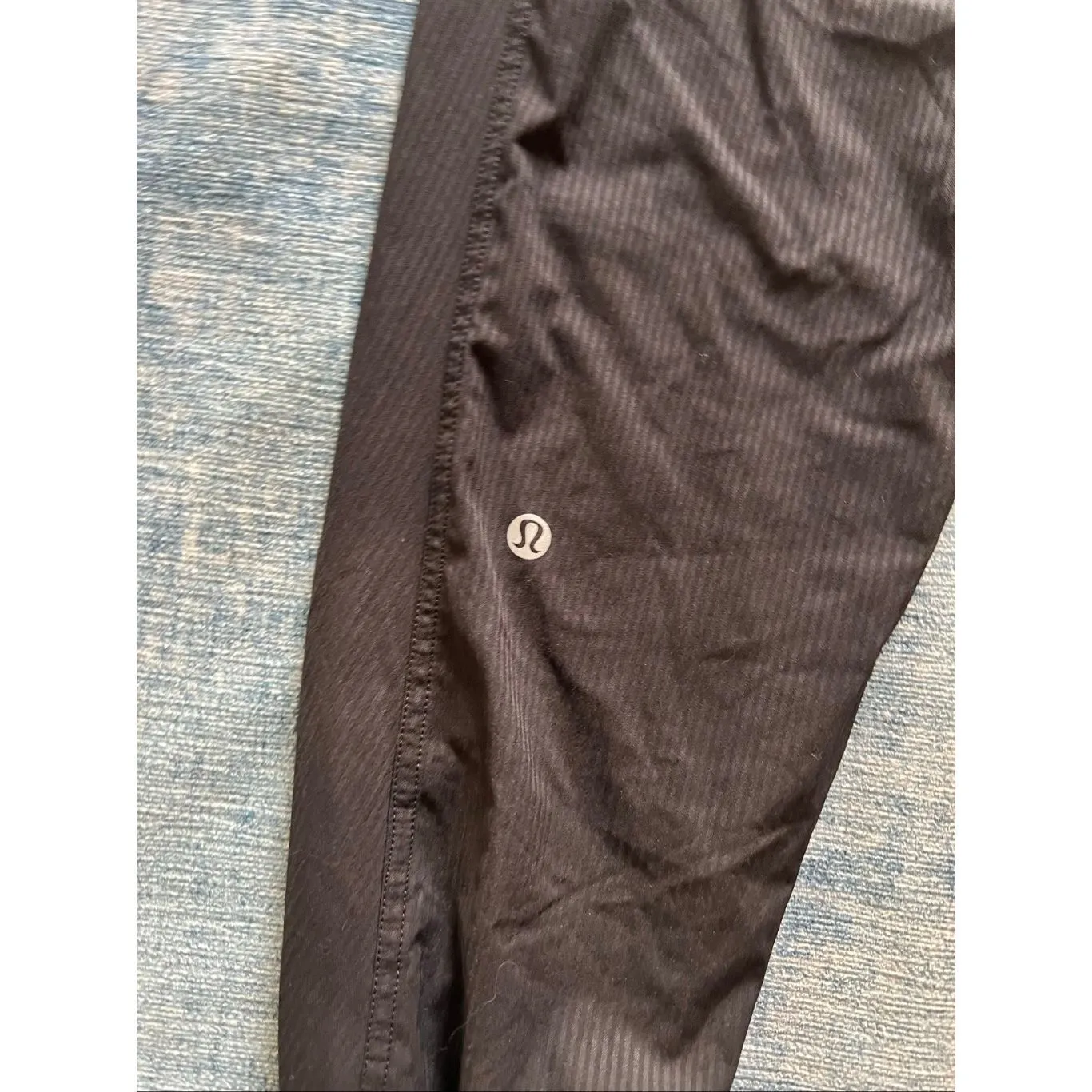 Lululemon Dance Studio Black Mid Rise Jogger Size 2 - Image 4
