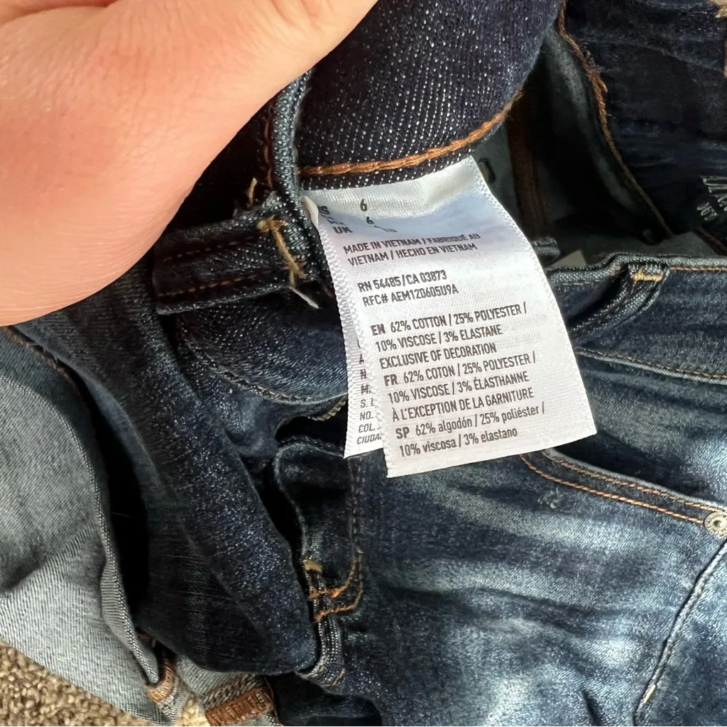 NWT!! American Eagle Outfitters Indigo Denim Shorts Next Level Stretch X - Image 9