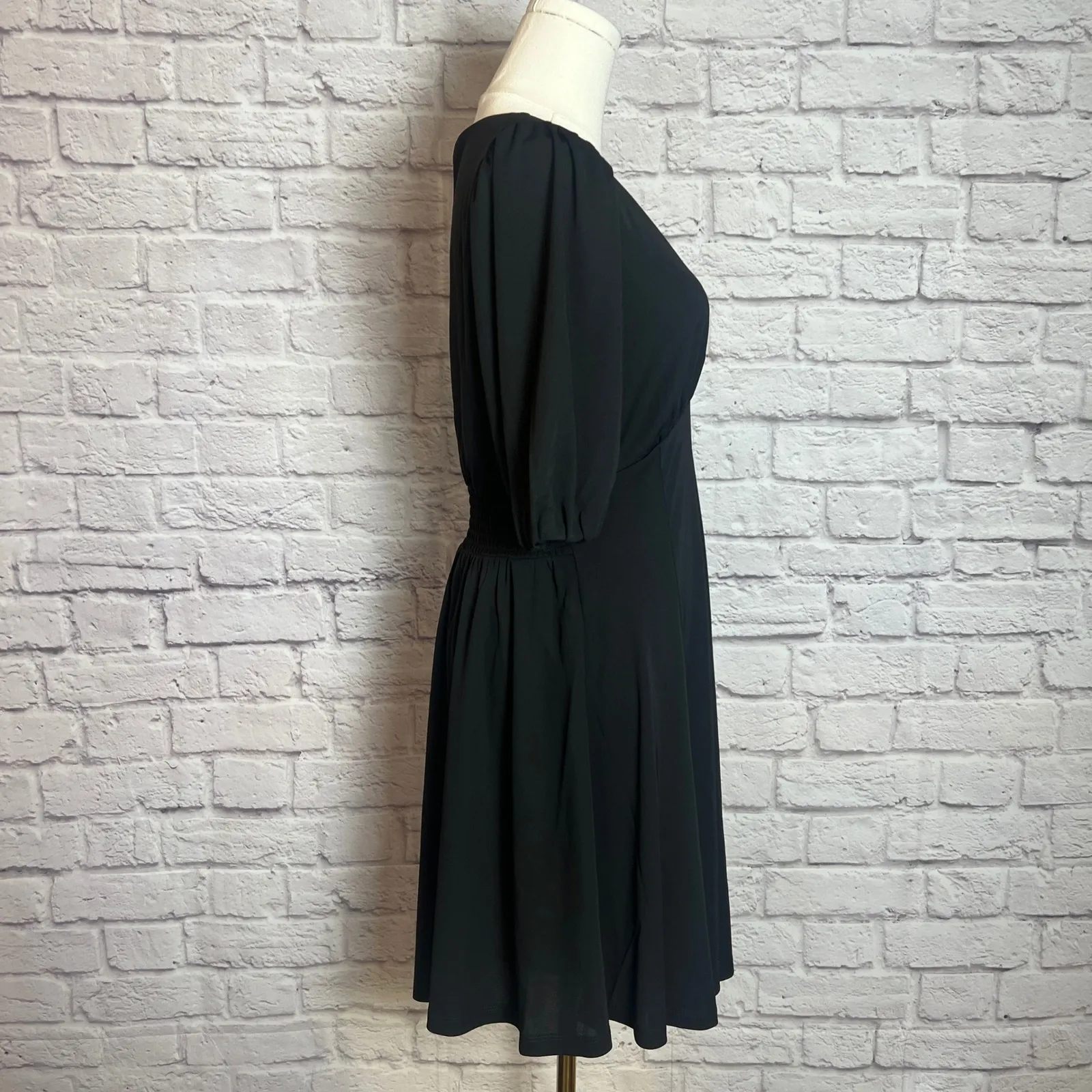 Nine Britton Women's Medium Black V-Neck Dress Chic Minimal NWT - Image 2