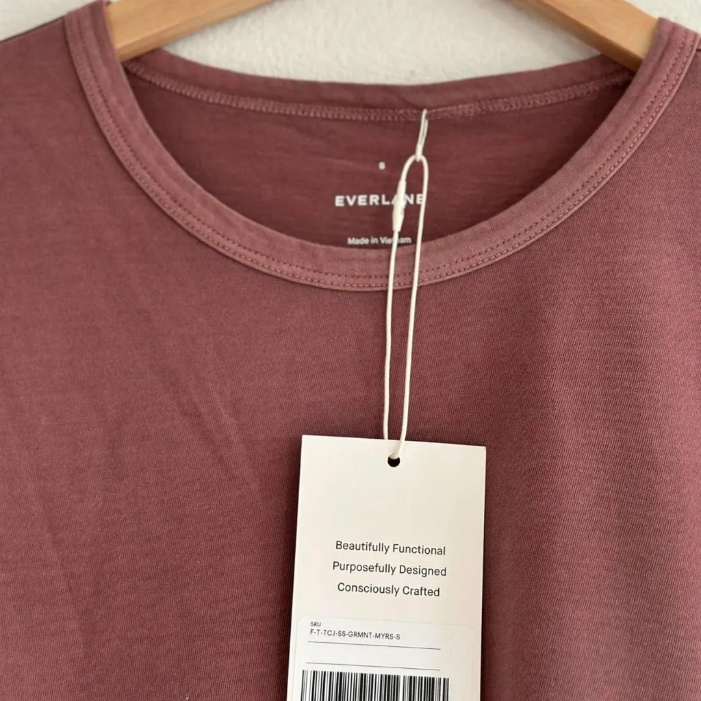 Everlane The Boyfriend Tee in Essential Cotton in Brown Garment Dye, Size Small - Image 6