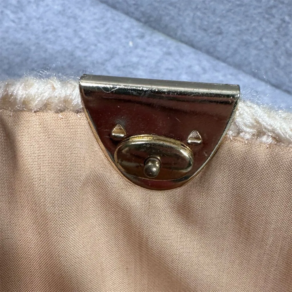 Vintage Crochet Clutch Purse Cream Metal Clasp Formal - Image 11