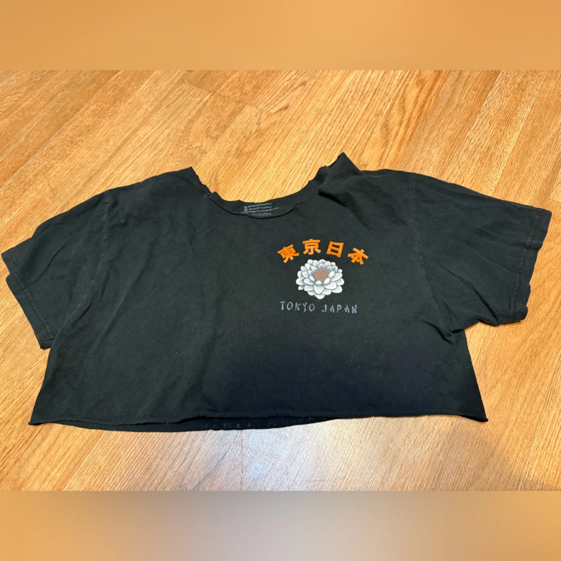 Cropped graphic tees bundle Size M - Image 5