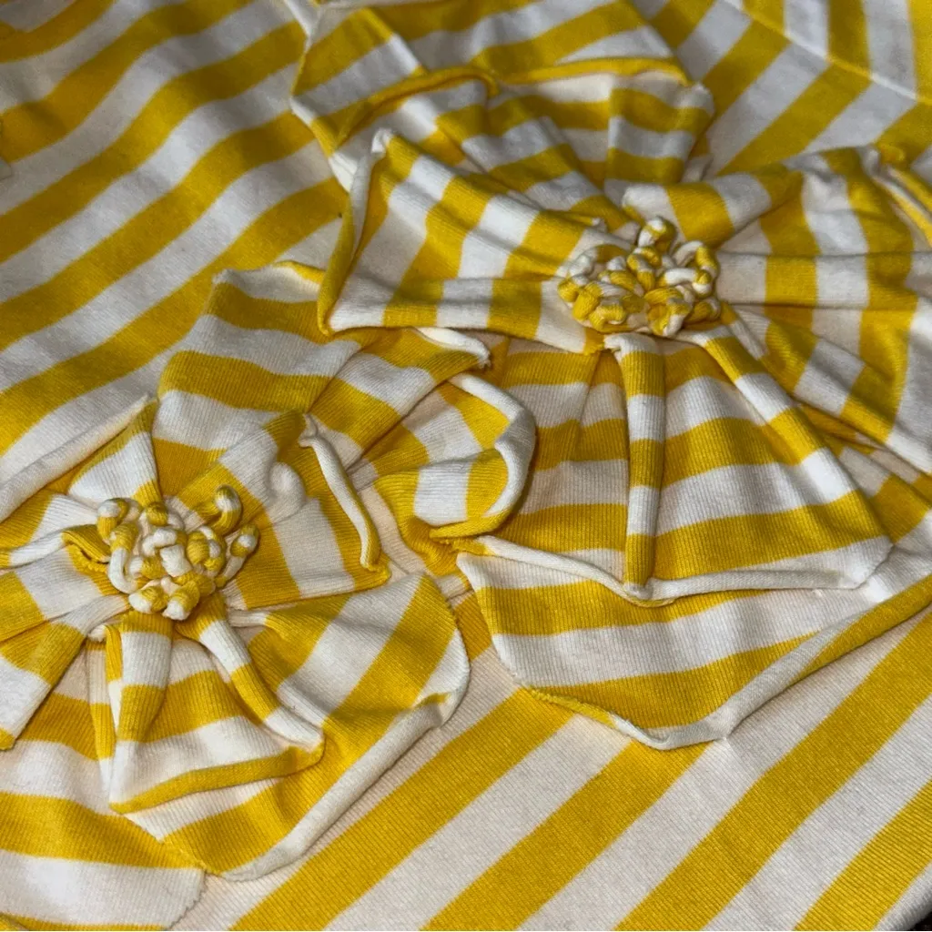 Kate Spade Women’s Size L Yellow White Striped Short Sleeve Flower Appliqué Top - Image 5