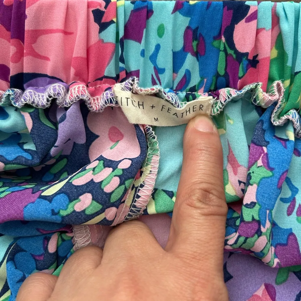 Women’s Stitch and Feather floral print pants medium Blue - Image 2