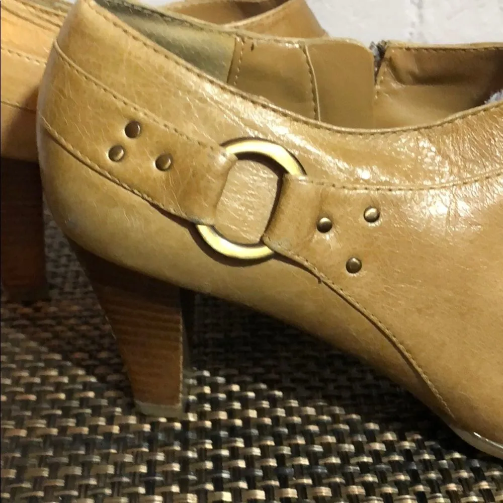 Liz Claiborne bootie  - Image 4